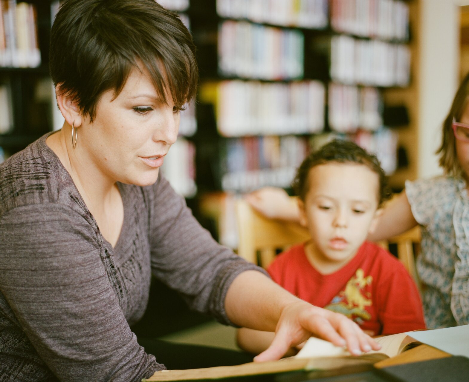 Naujos kompetencijos bibliotekininkams vystant neformalųjį suaugusiųjų švietimą